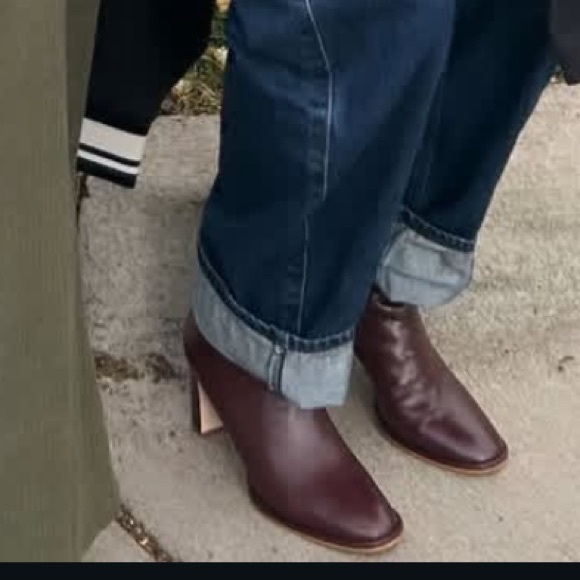 Reformation Gillian Ankle Boot Red - Size 7.5 - Picture 4 of 12